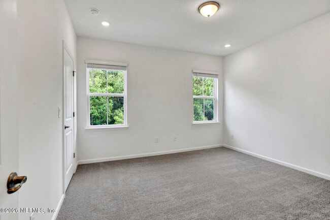 Building Photo - 73 Mellowood Ln