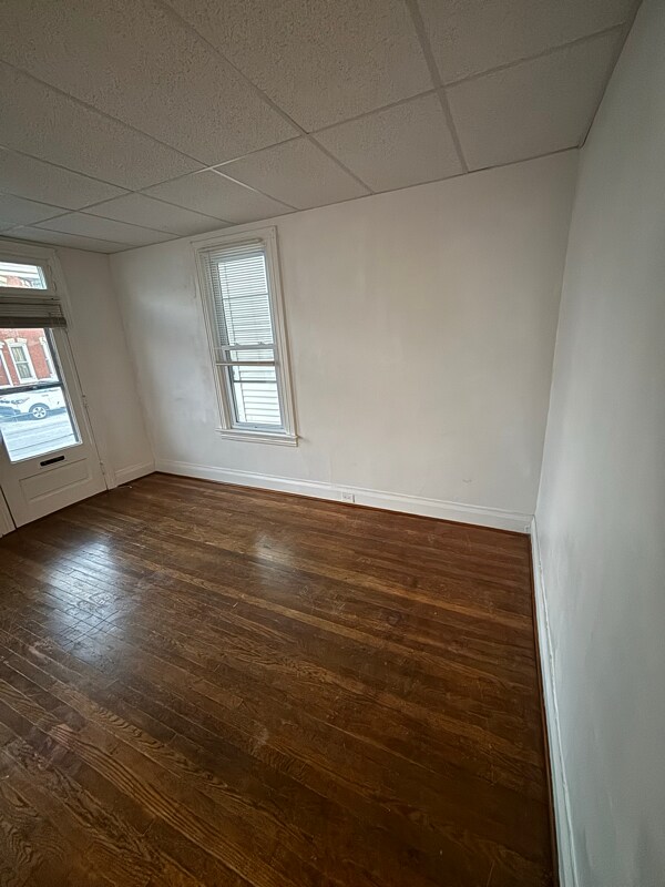 Building Photo - 340 N Franklin St