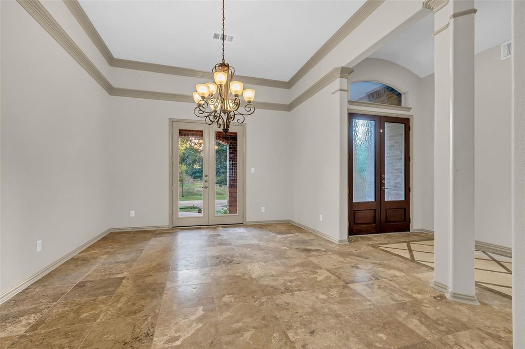 Building Photo - 19309 Whispering Grove E