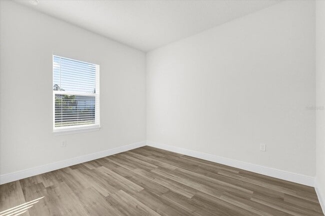 Building Photo - 15315 SW 52nd Cir