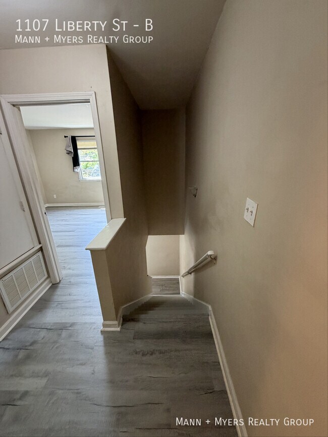 Building Photo - 1107 Liberty St