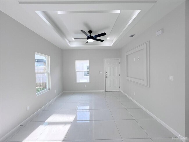 Building Photo - 24 E St