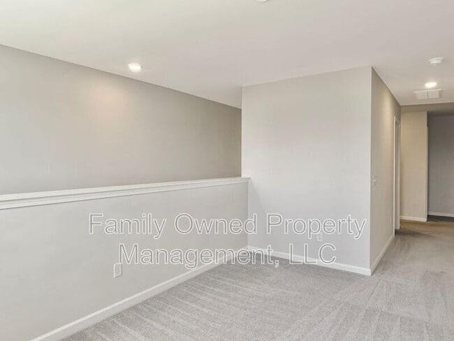 Building Photo - 175 Camellia Bloom Dr