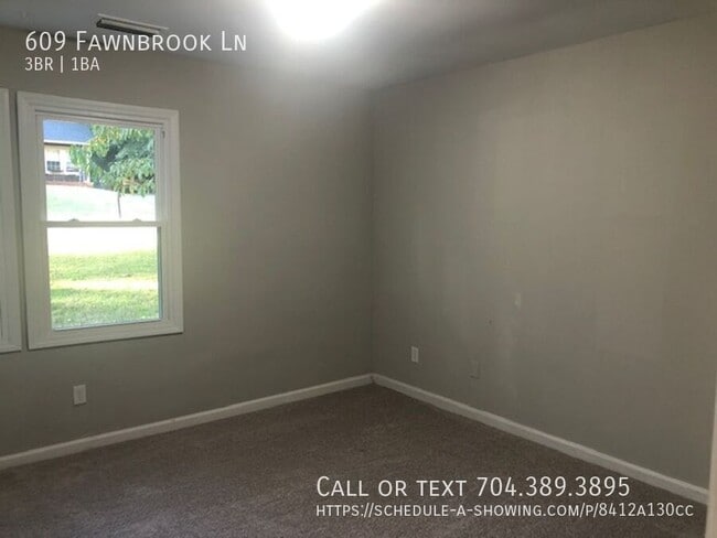 Building Photo - 609 Fawnbrook Ln