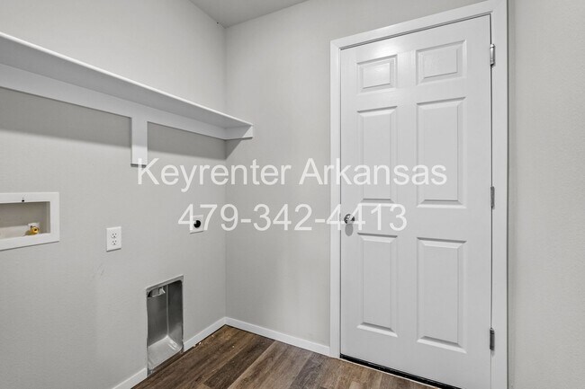 Building Photo - 817 S Katlyn Dr