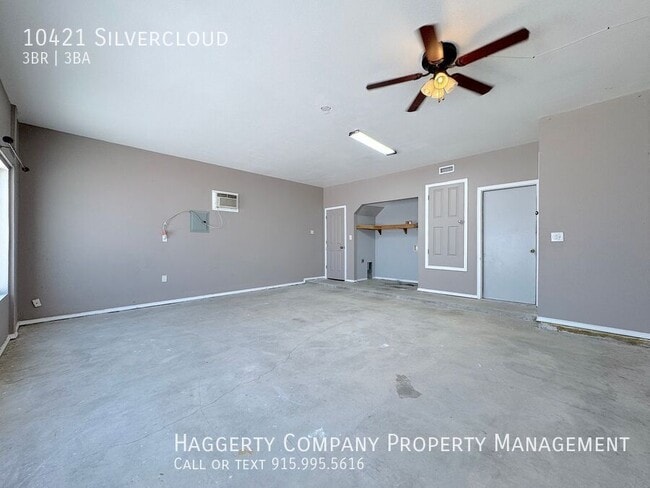 Building Photo - 10421 Silvercloud-