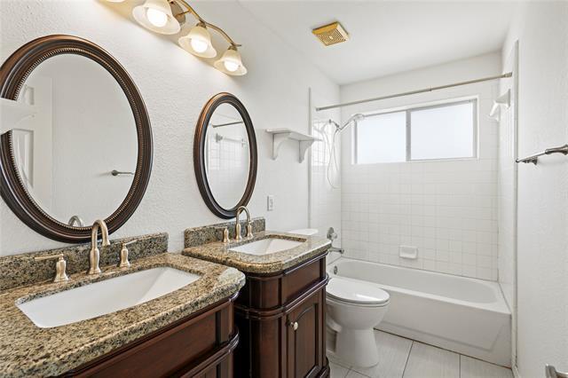 Building Photo - 4817 Carolwood Dr