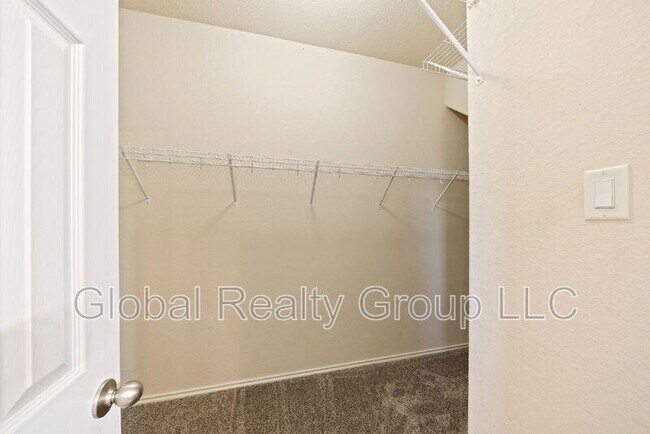 Building Photo - 2118 Pecan Haven