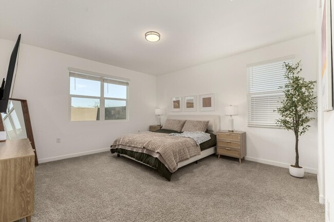 Building Photo - 1714 W Starfire Ave