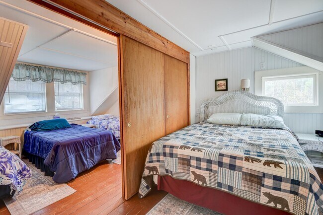 Building Photo - 37 Cranmore Rd