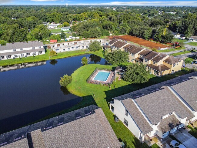 Building Photo - Townhouse For Lease in Saint Cloud