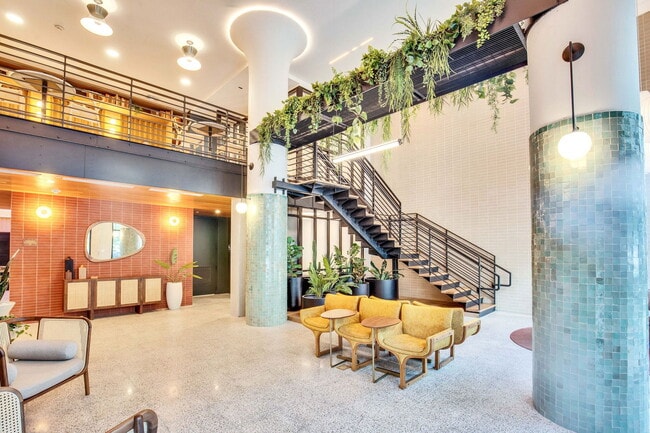 Building Photo - 1701 Simond Ave Ave