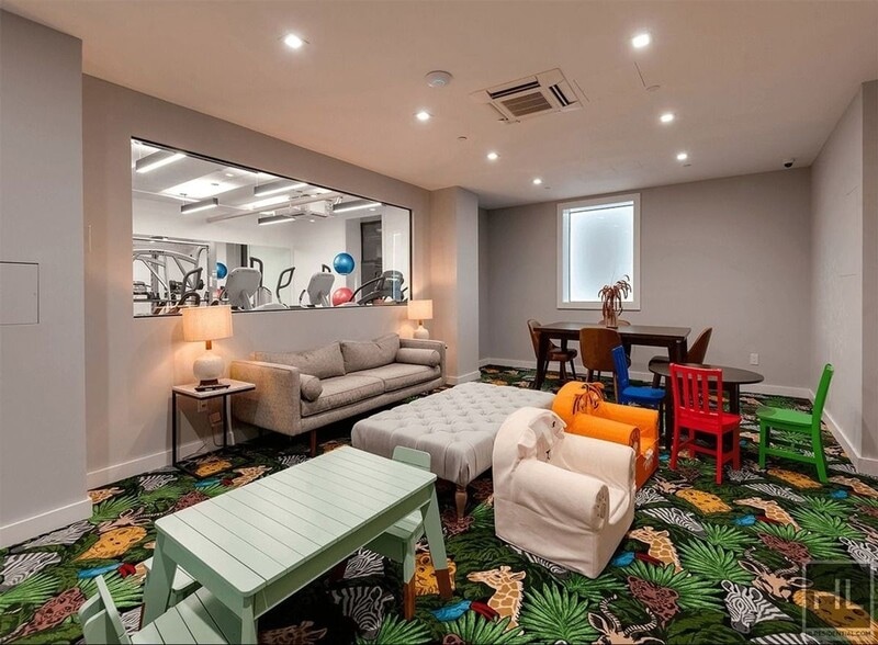 Building Photo - 1 bedroom 1 bath with Laundry /in unit / 252 WEST 76 STREET