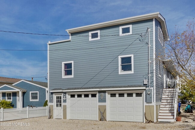 Building Photo - 256 Ocean Bay Blvd