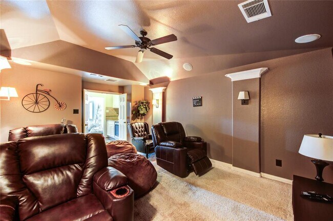 Building Photo - 27818 Pinpoint Crossing Dr