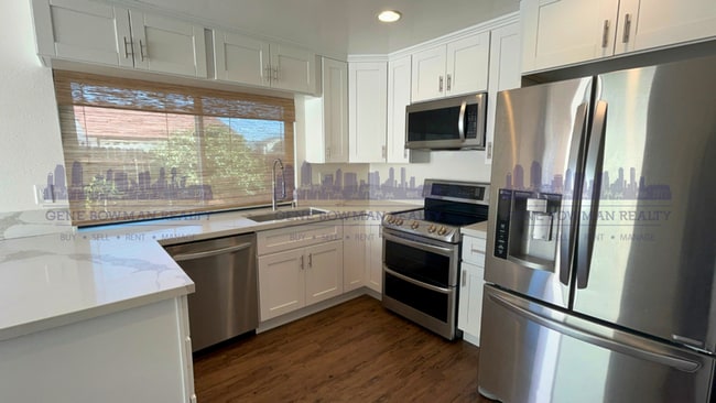 Primary Photo - 6840 Simi Pl