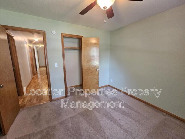 Building Photo - 4104 Saddlehorn Dr