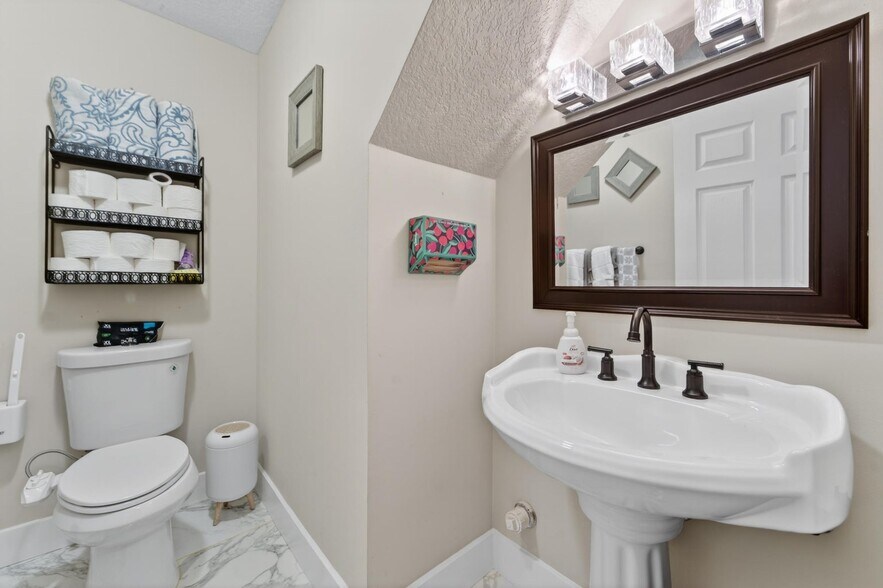 Building Photo - 3370 Turtle Cv