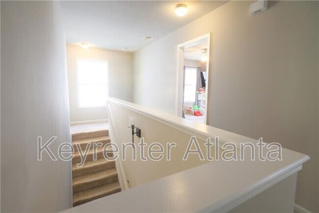 Building Photo - 175 Diamond Ridge Ave