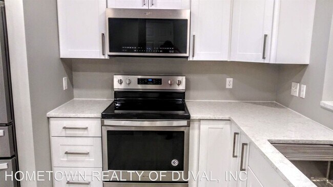 Building Photo - 7758 Las Palmas Way