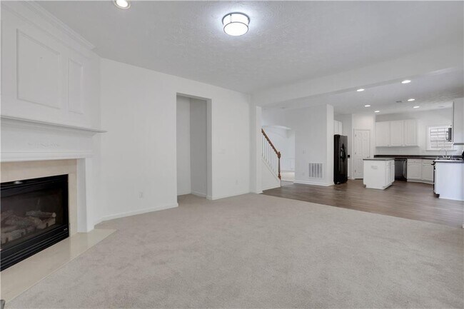 Building Photo - 3208 Juniper Dr
