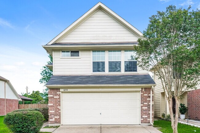 Building Photo - 8238 Fuqua Gardens Dr