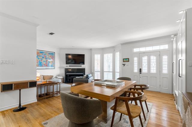 Building Photo - 3208 Cole Ave