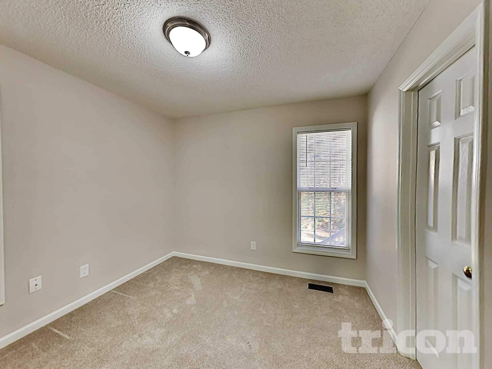 Building Photo - 1237 Woodbriar St