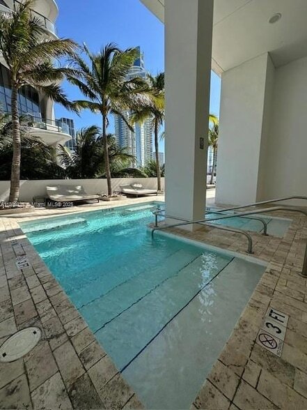 Building Photo - 1040 Biscayne Blvd