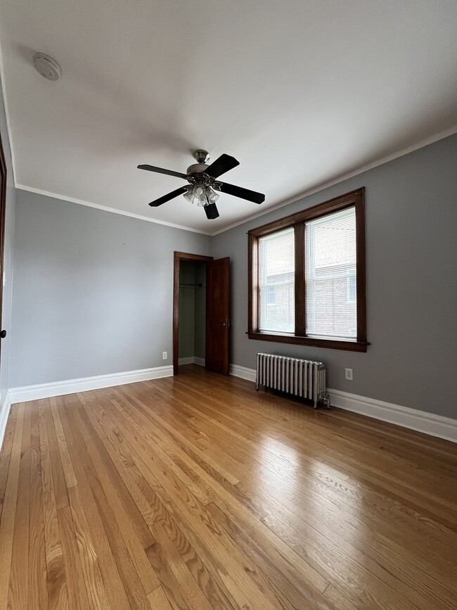 Building Photo - 5044 W 30th St