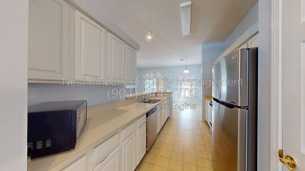 Building Photo - 628 Sparrow Branch Cir