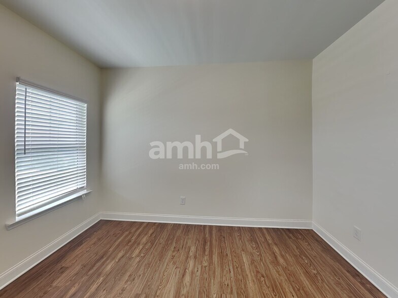 Building Photo - 416 Ward Farm Dr