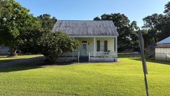 Building Photo - 6322 N Bayou Black Dr