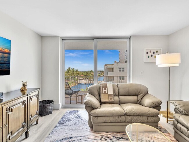 Building Photo - 1421 S Ocean Blvd