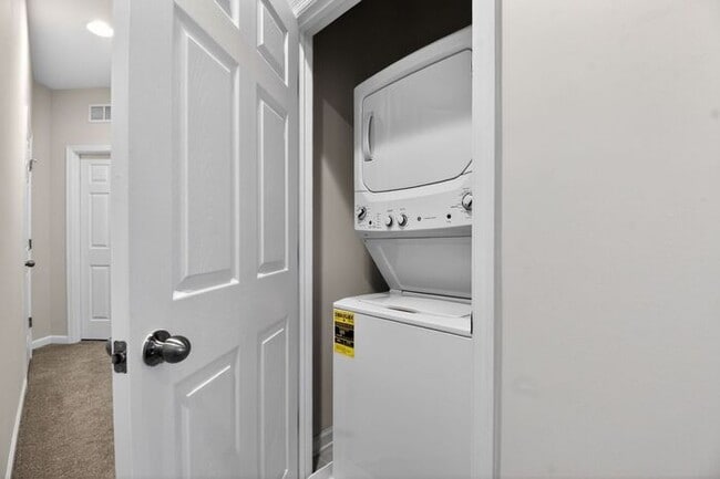 Building Photo - 7125 Masonry Aly