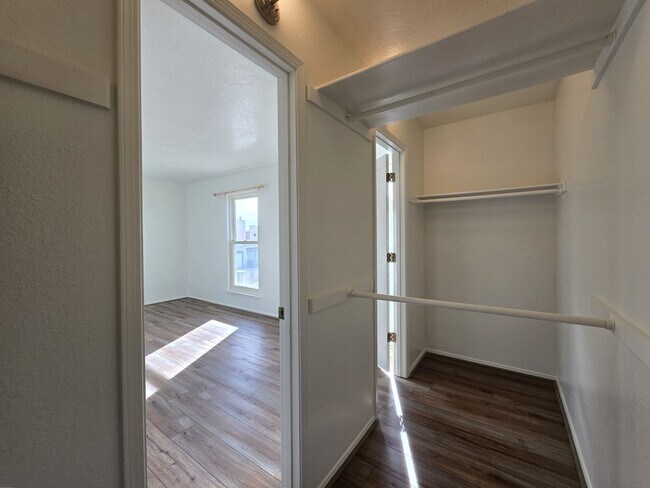 Building Photo - 2984 Corte Ojo De Agua