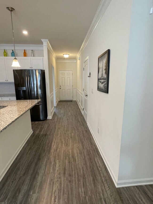 Building Photo - Gorgeous 3 Bedroom Home in Union Station Community!