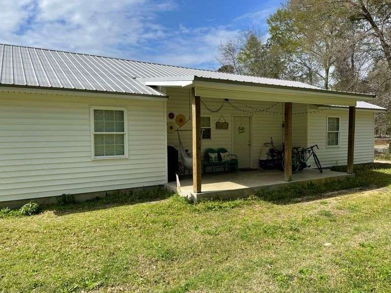 Building Photo - 114 Atkinson Dr