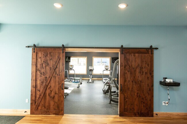 Building Photo - 251 Bayberry Cir