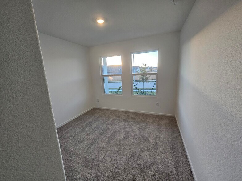 Bedroom 3 - 11414 Marcellus Way