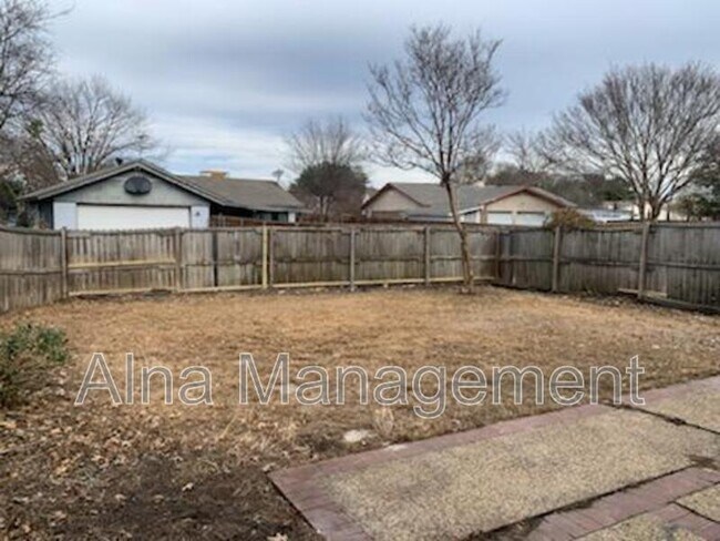 Building Photo - 3409 Castle Rock Ln