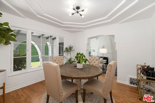 Building Photo - 601 Hayworth Ave