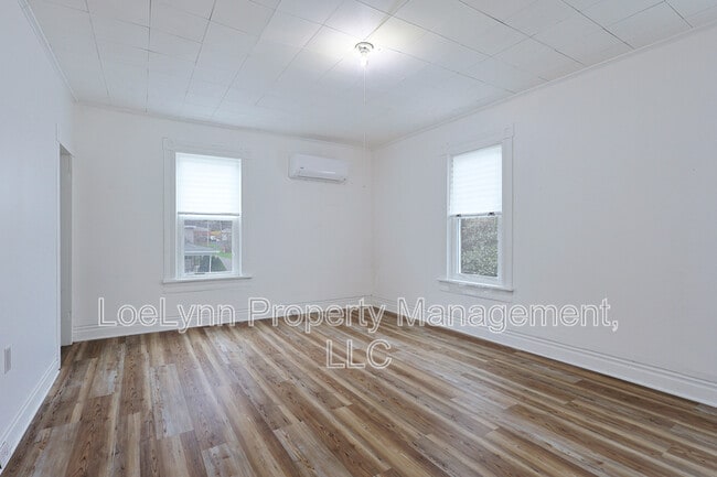 Building Photo - 14208 Temple St