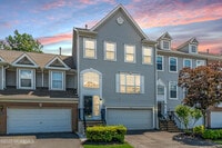 Building Photo - 318 Bernard Dr