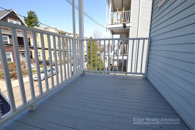 Building Photo - 42 Litchfield St