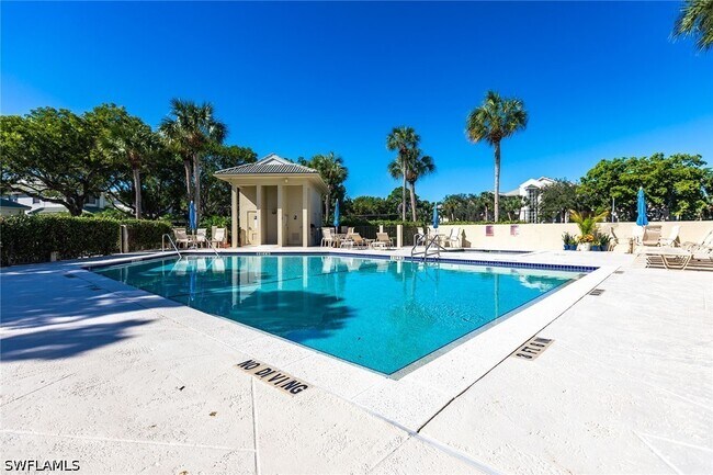 Building Photo - 4130 Bayhead Dr