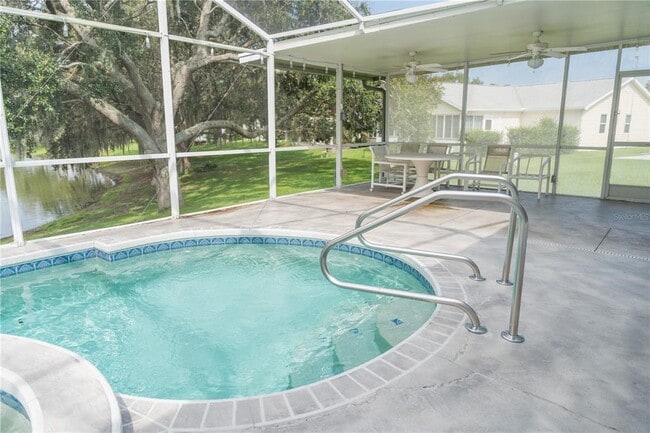 Building Photo - 714 Bay Hill Ct