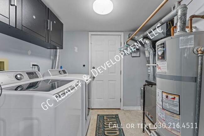 Building Photo - 100 Chatsworth Cir