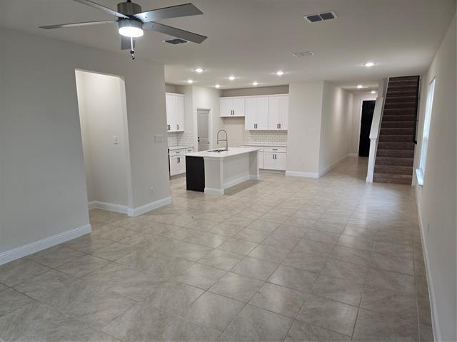 Building Photo - 1805 Acosta Dr