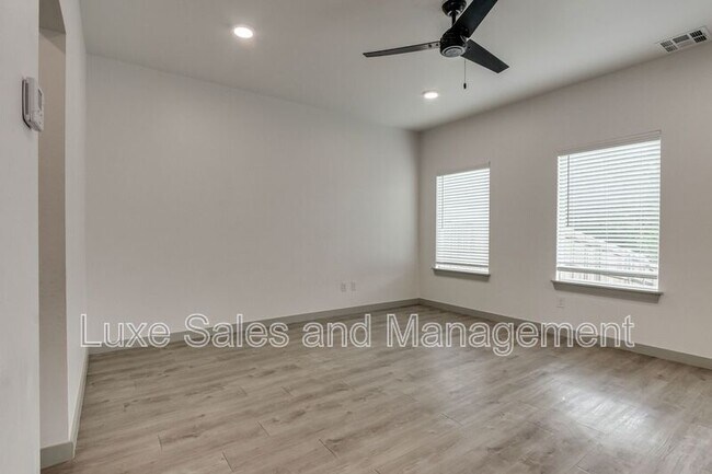 Building Photo - 13508 Vinita Dr